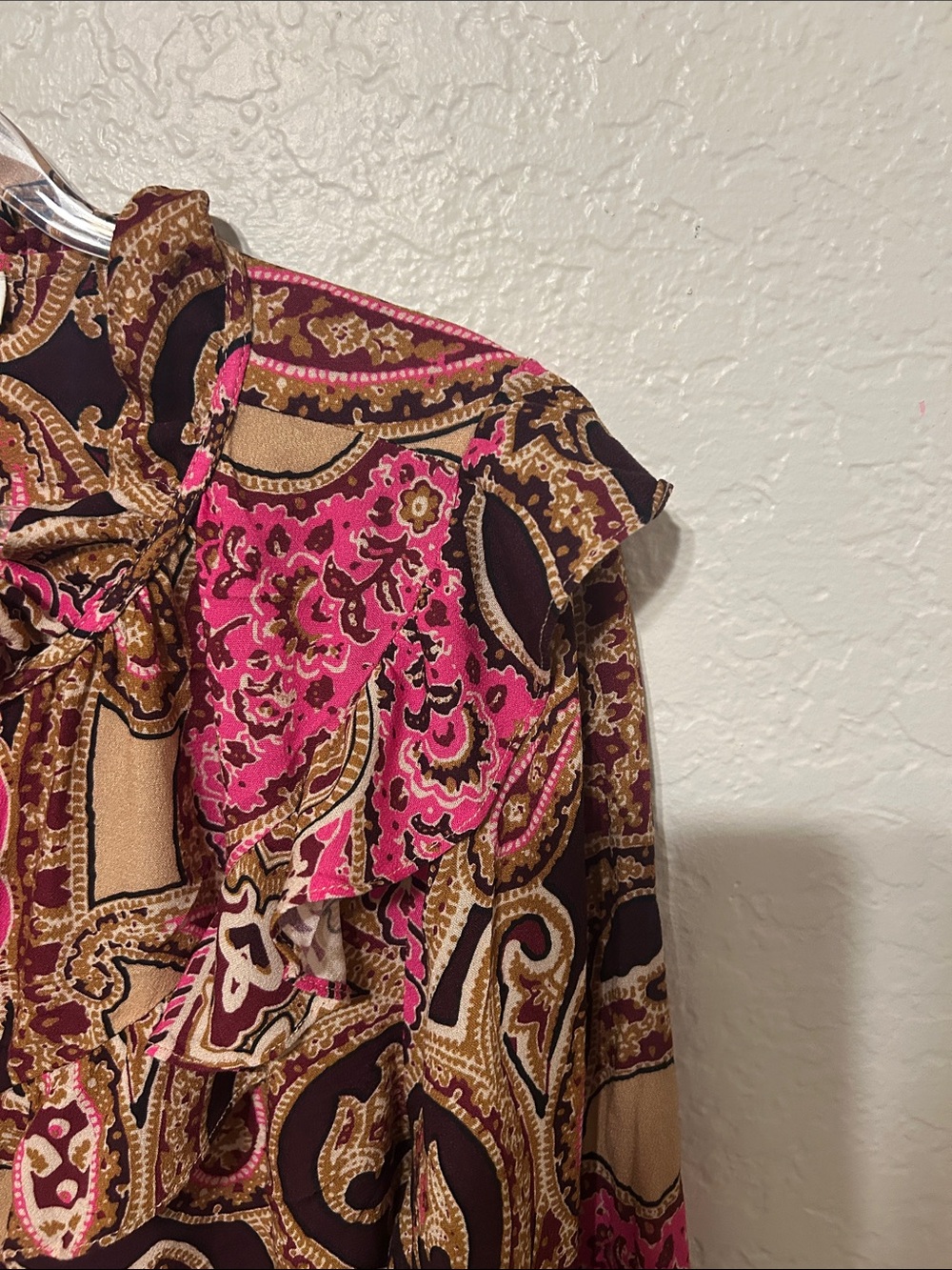 🧩a loves a Pink Paisley Long-Sleeve Blouse size M GUC - Picture 6 of 13